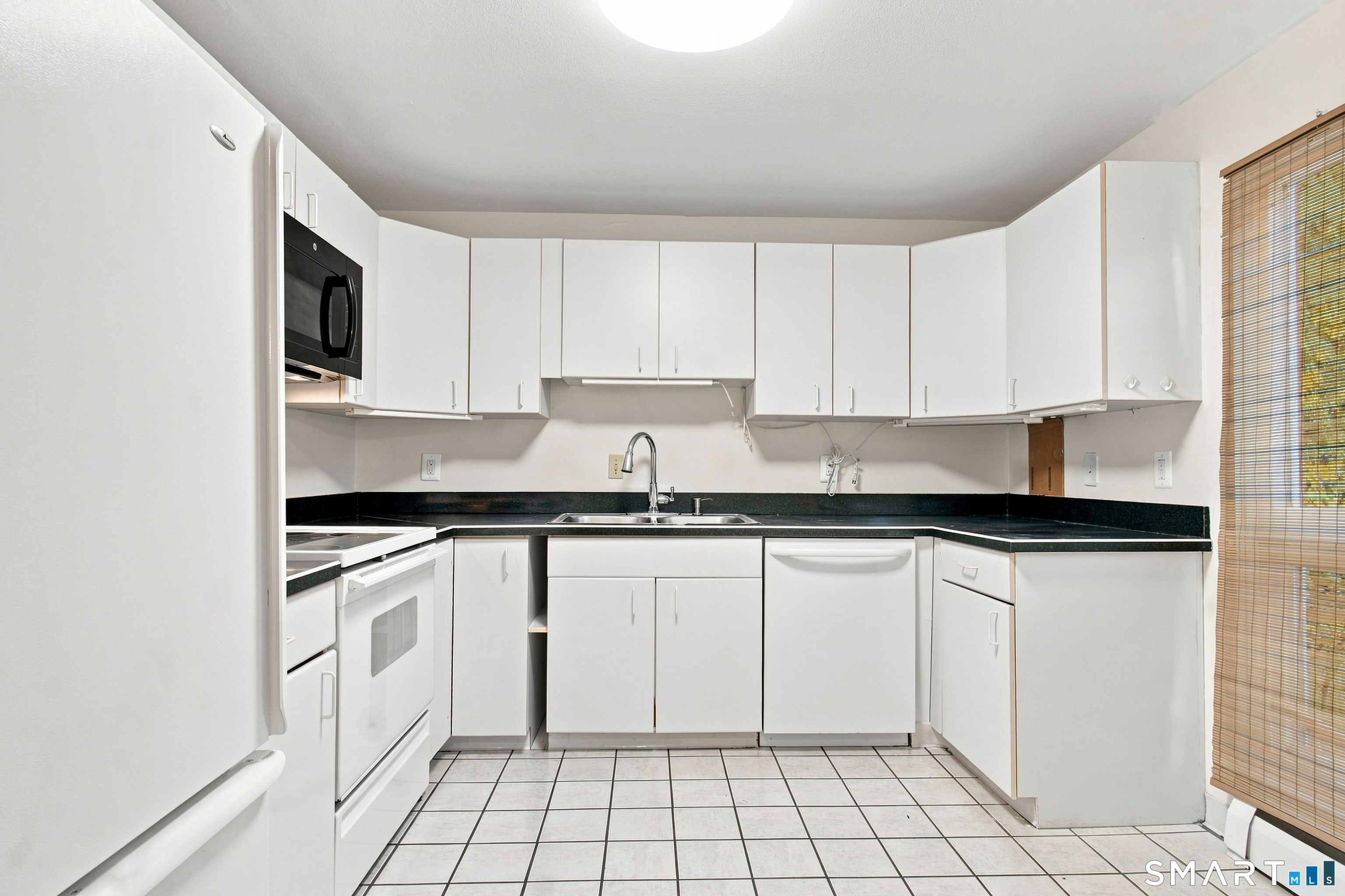 254 Centerbrook Road Hamden CT 06518