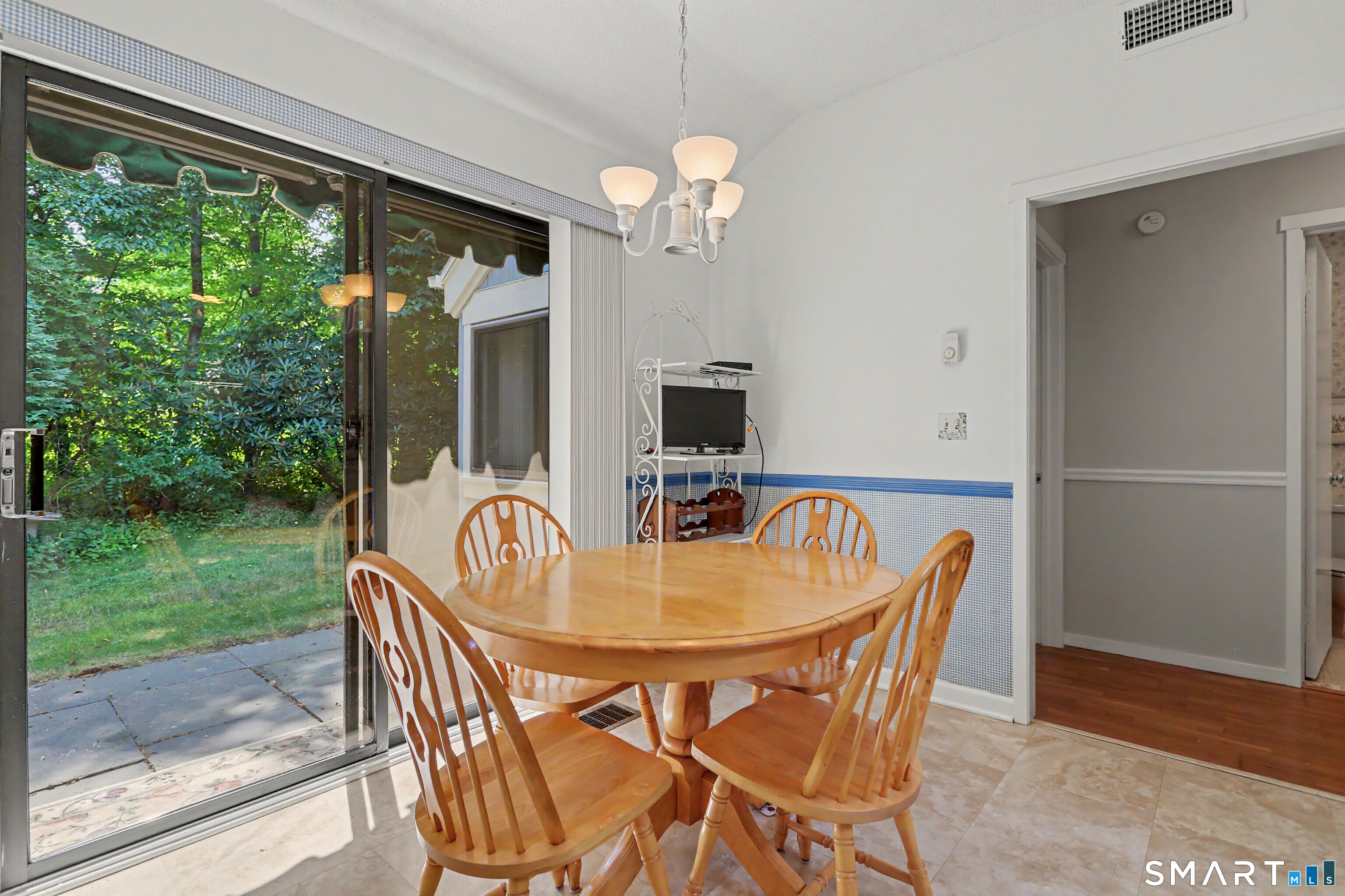1003 Heritage Village Southbury CT 06488