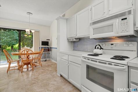 1003 Heritage Village Southbury CT 06488