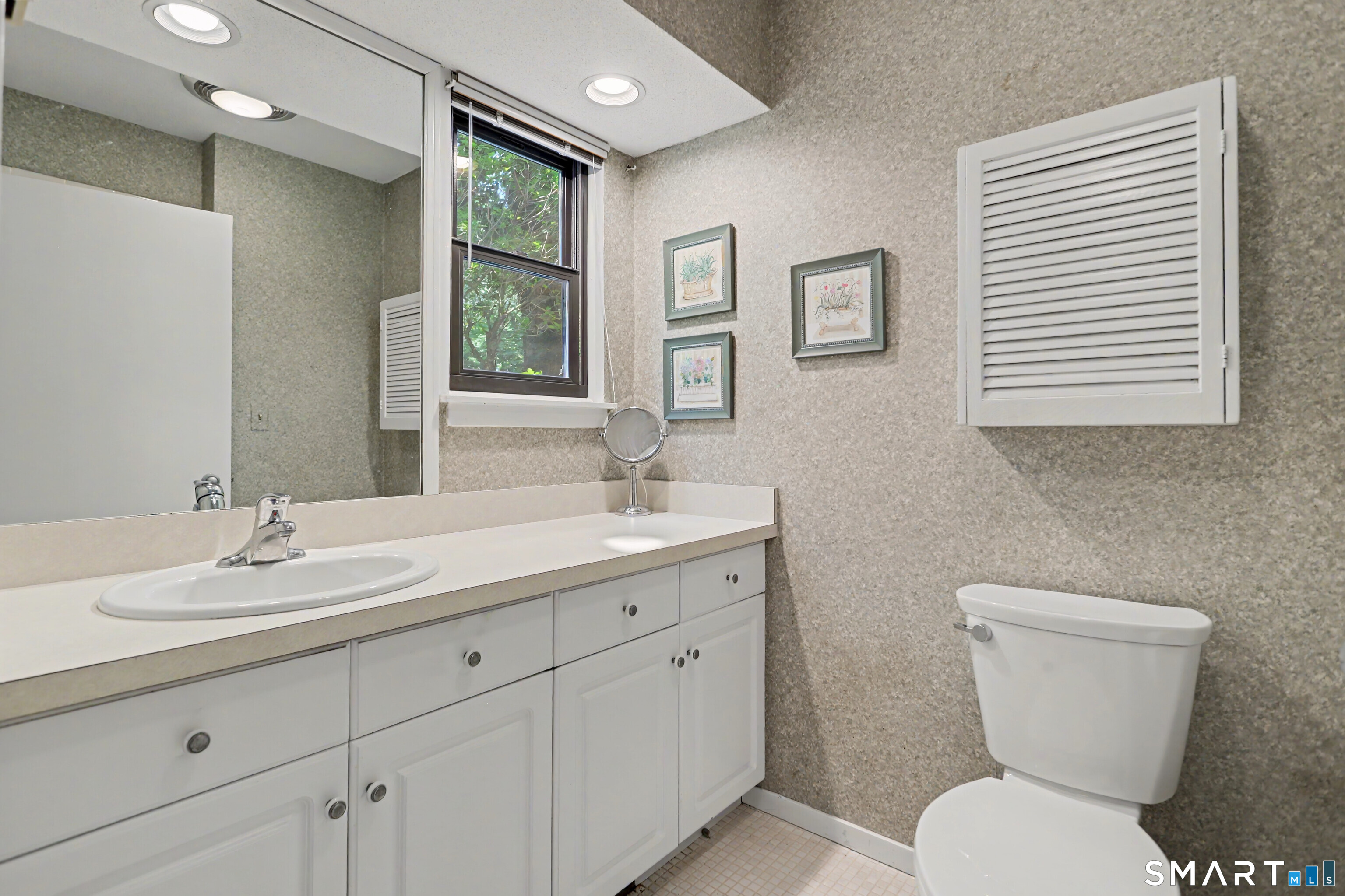 1003 Heritage Village Southbury CT 06488