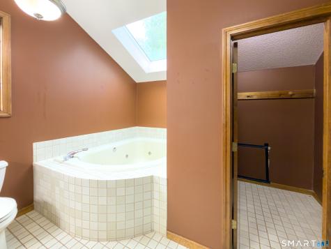 804 Sand Stone Drive South Windsor CT 06074