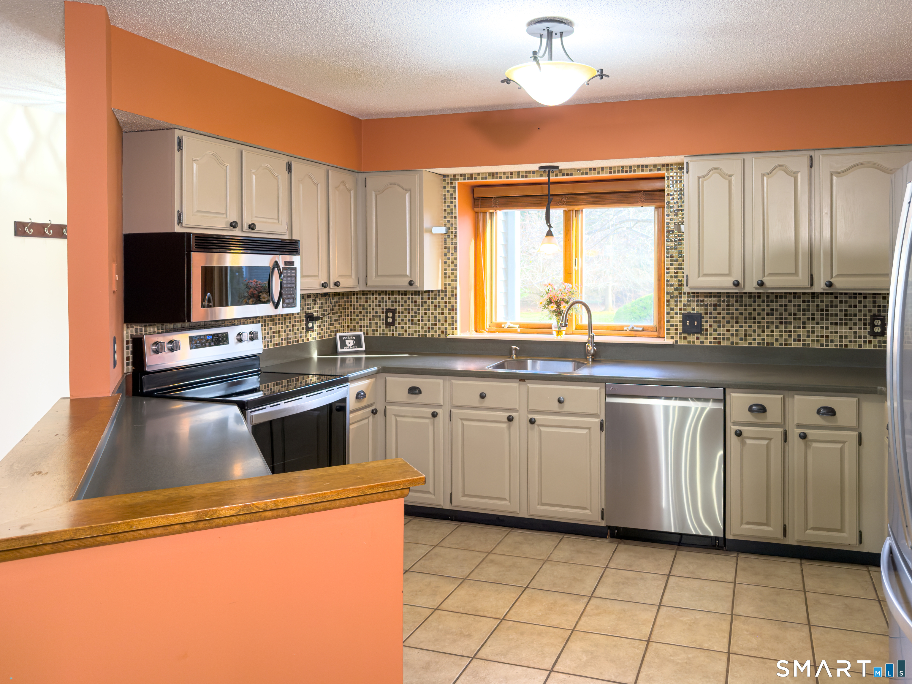 804 Sand Stone Drive South Windsor CT 06074