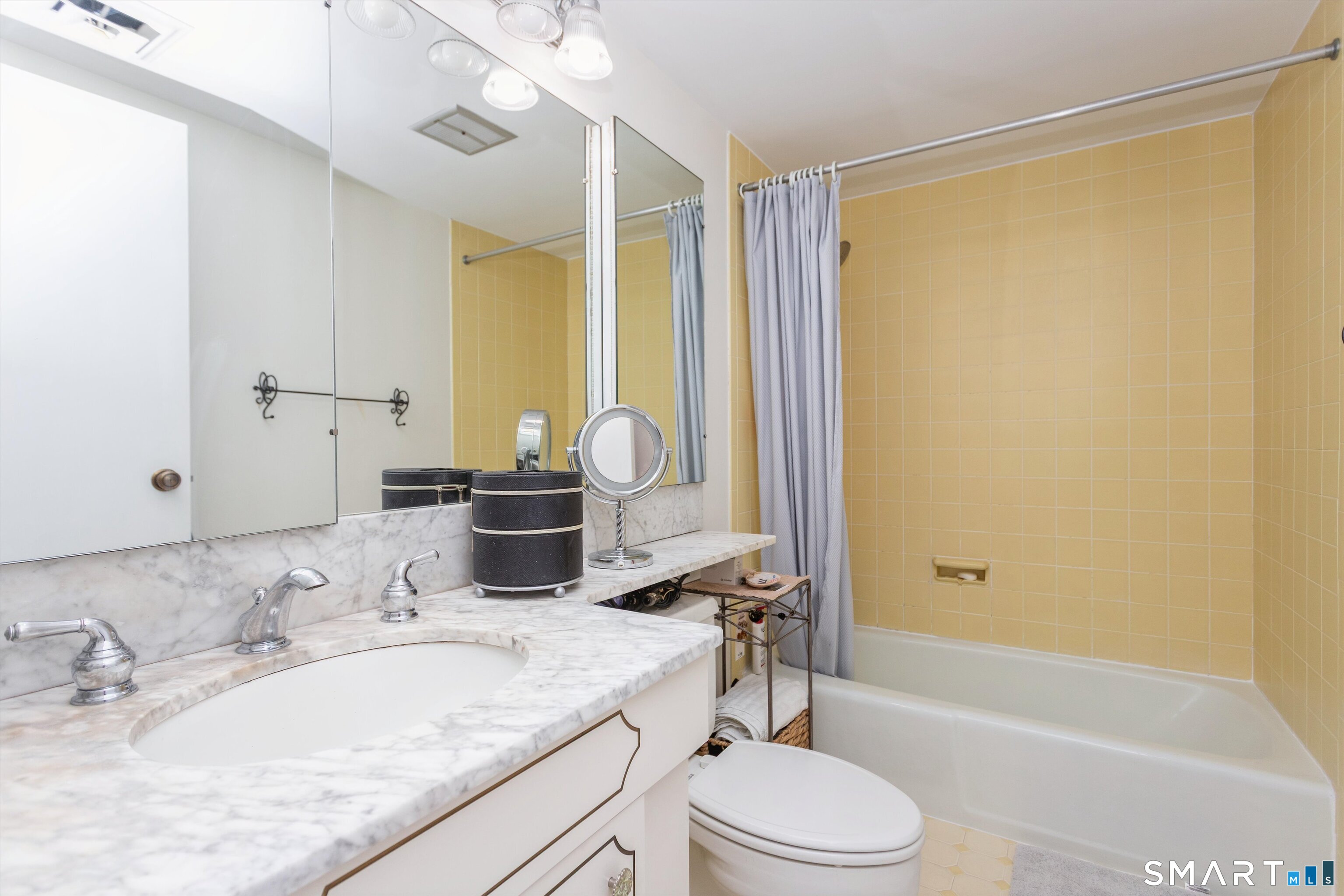 98 Gillies Lane Norwalk CT 06854
