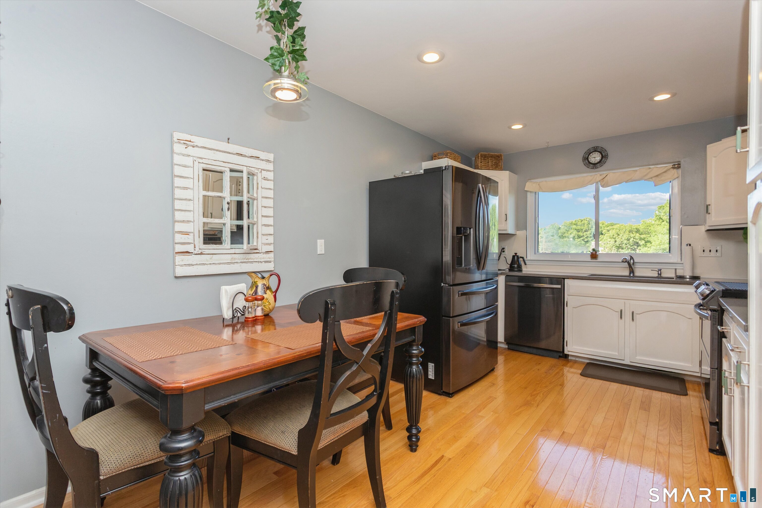 98 Gillies Lane Norwalk CT 06854