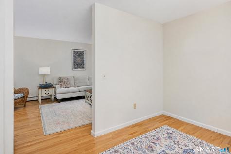 19 Eden Court Brookfield CT 06804