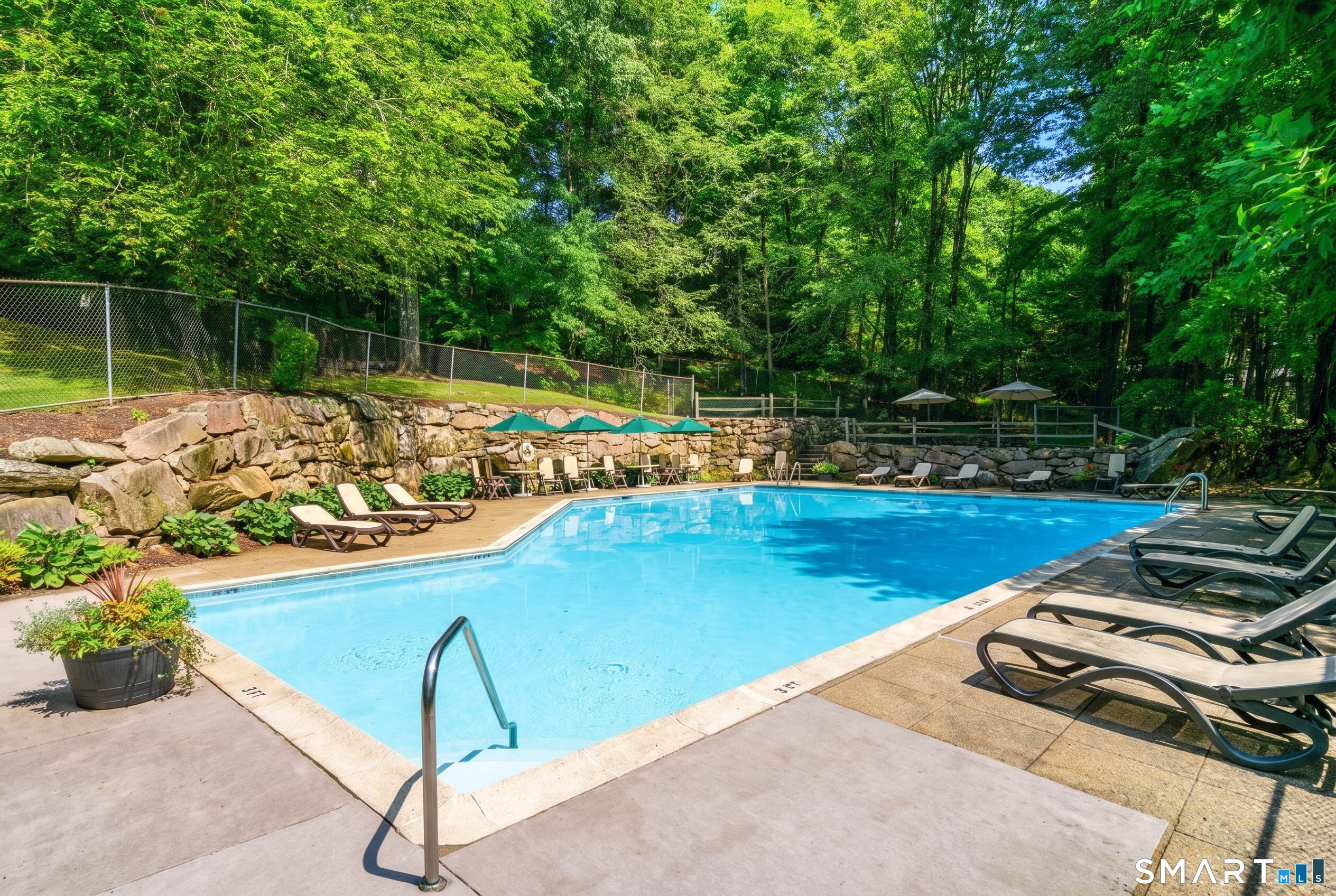 19 Eden Court Brookfield CT 06804