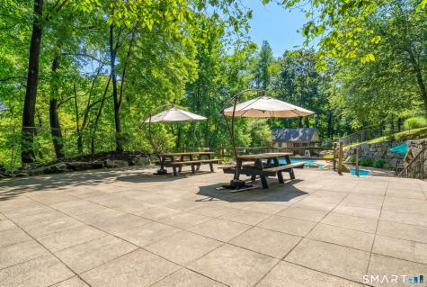 19 Eden Court Brookfield CT 06804