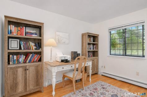 19 Eden Court Brookfield CT 06804