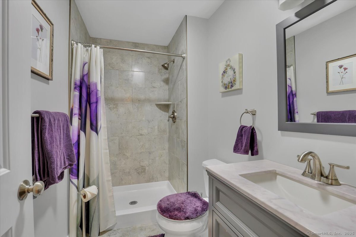 283 Agawam Drive Stratford CT 06614