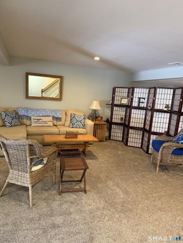 283 Agawam Drive Stratford CT 06614