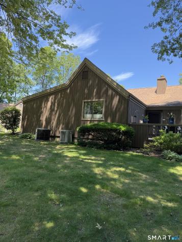 283 Agawam Drive Stratford CT 06614
