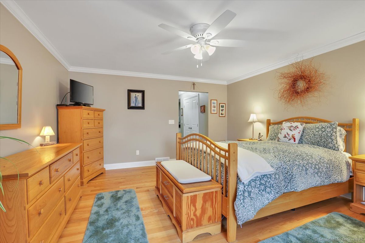 283 Agawam Drive Stratford CT 06614