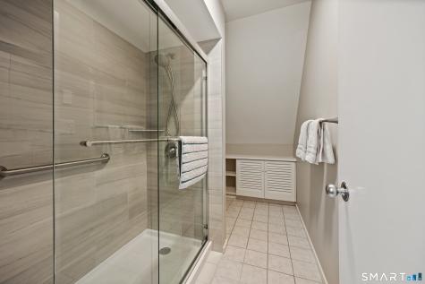 58 Crocus Lane Farmington CT 06001