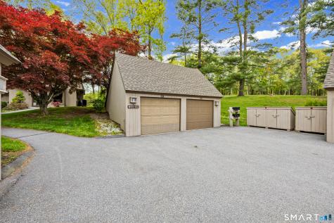 58 Crocus Lane Farmington CT 06001