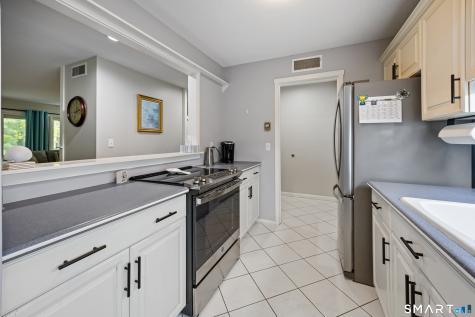 58 Crocus Lane Farmington CT 06001