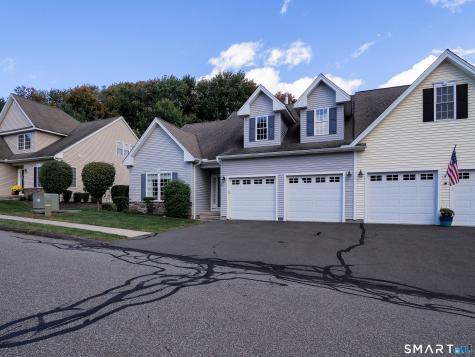 15 Hampshire Drive Wolcott CT 06716
