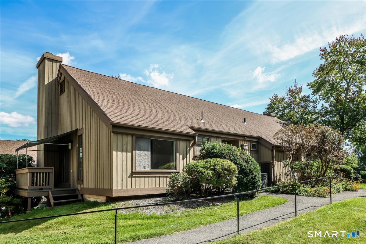 537 Heritage Village Southbury CT 06488
