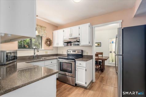 537 Heritage Village Southbury CT 06488