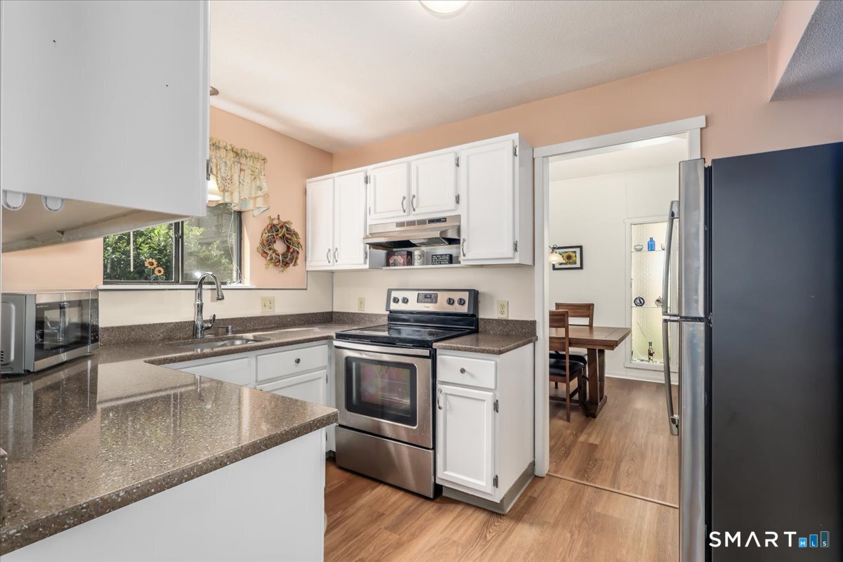 537 Heritage Village Southbury CT 06488