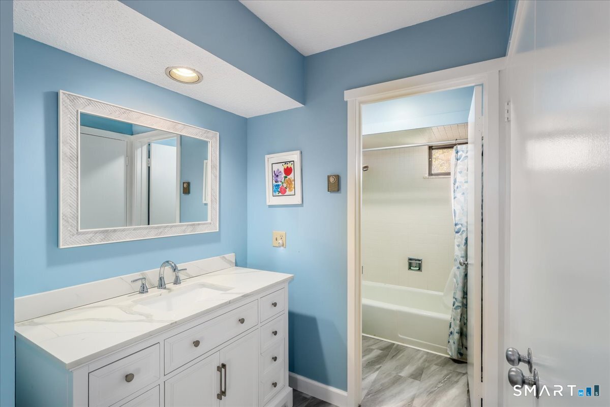 537 Heritage Village Southbury CT 06488