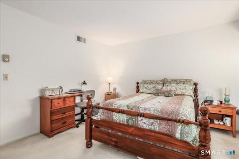 537 Heritage Village Southbury CT 06488