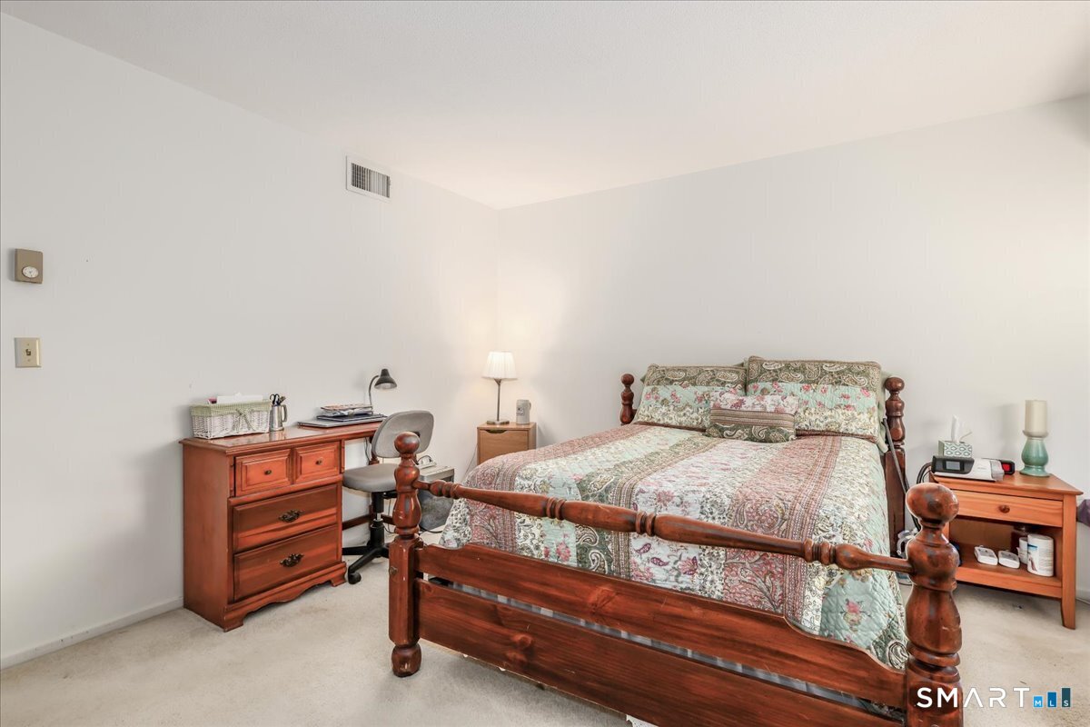 537 Heritage Village Southbury CT 06488