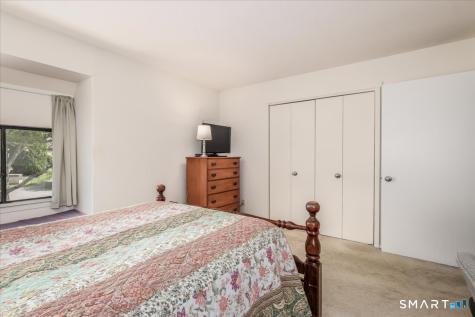 537 Heritage Village Southbury CT 06488