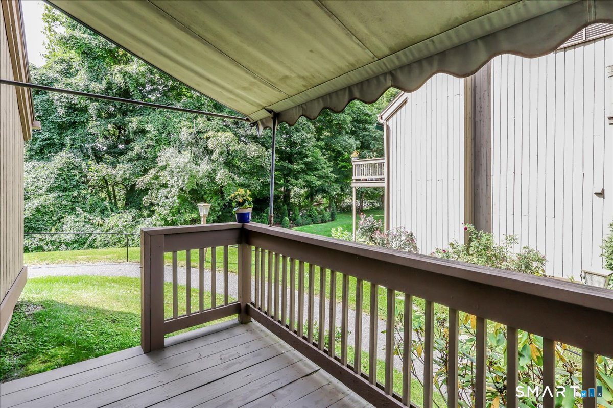 537 Heritage Village Southbury CT 06488