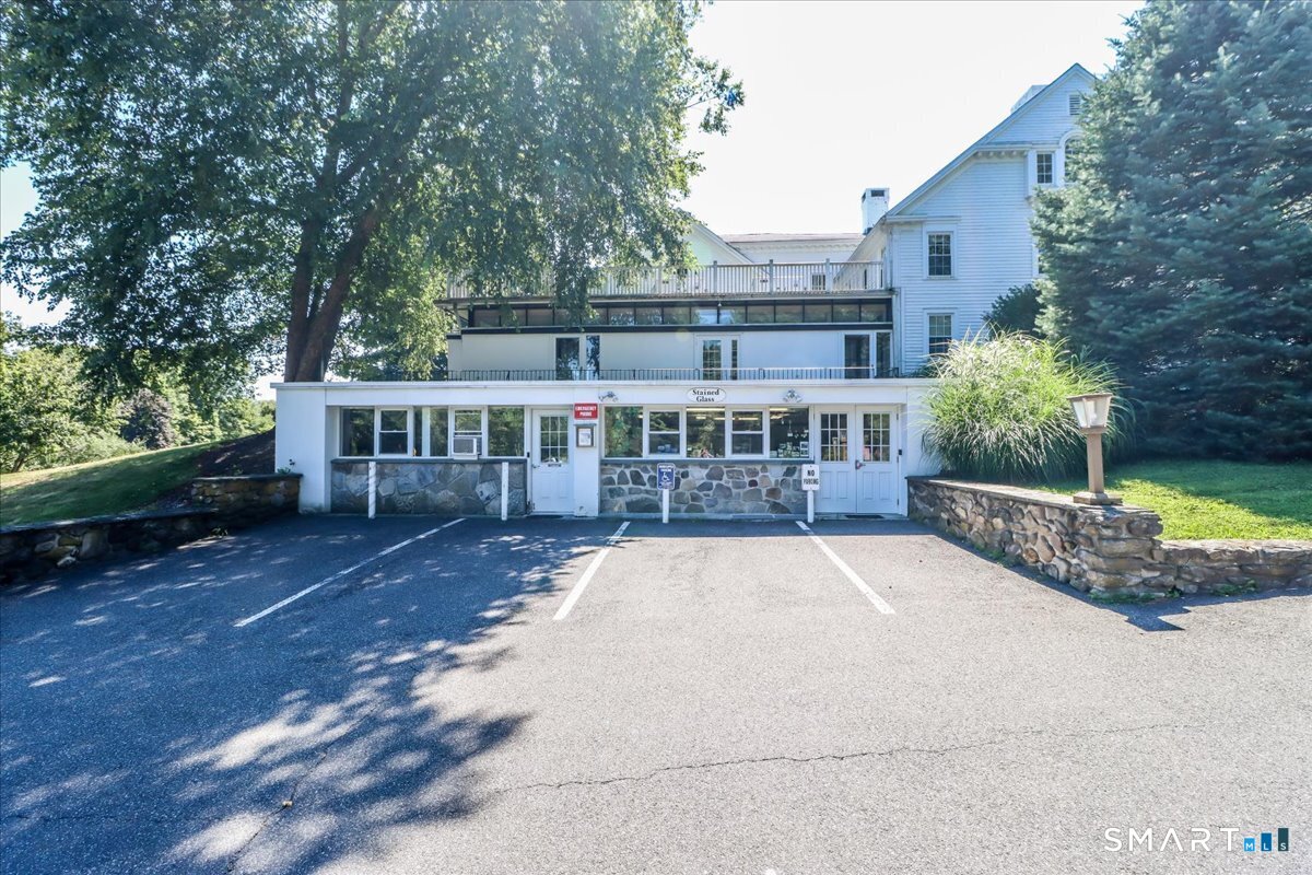 537 Heritage Village Southbury CT 06488