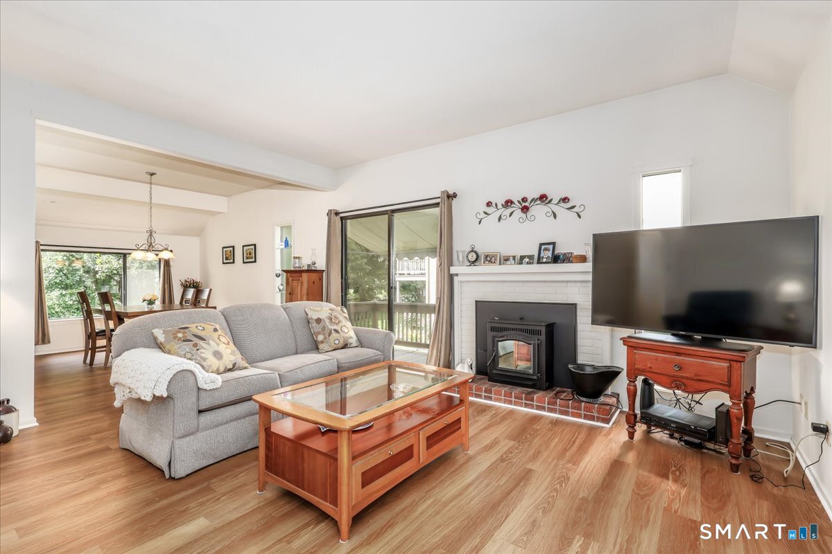 537 Heritage Village Southbury CT 06488