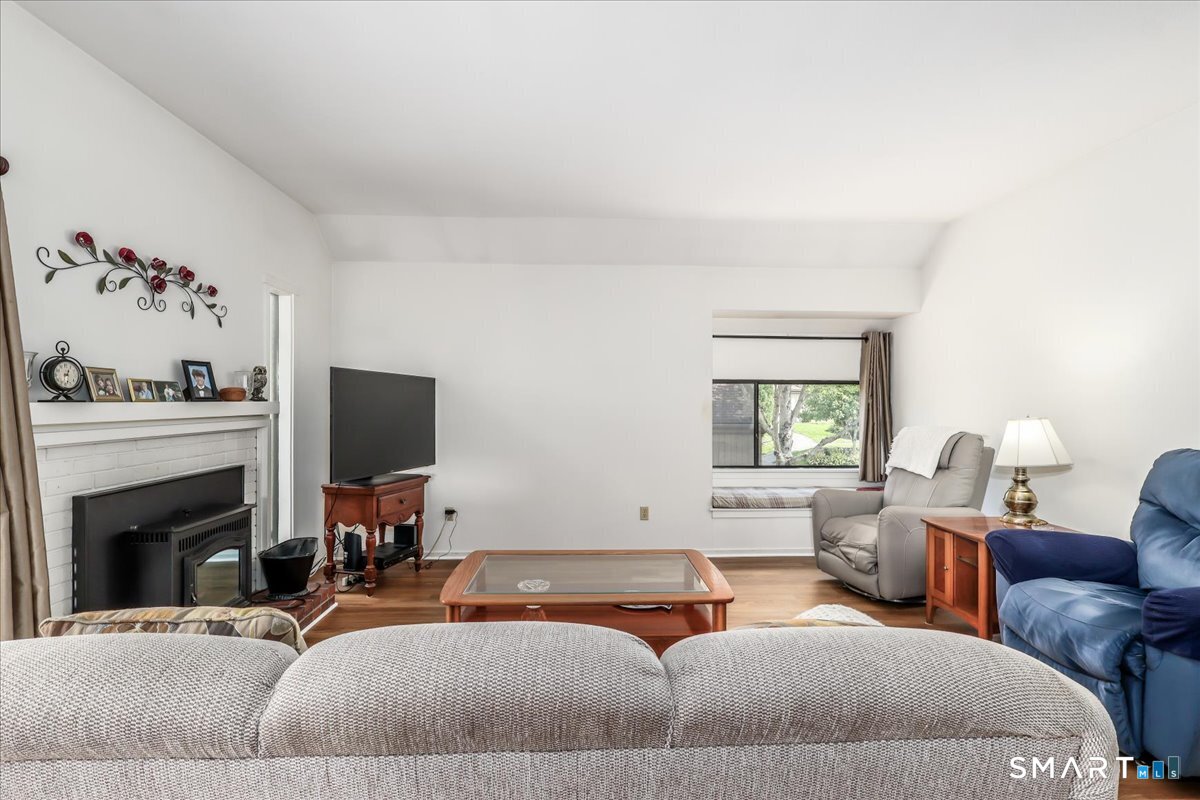 537 Heritage Village Southbury CT 06488