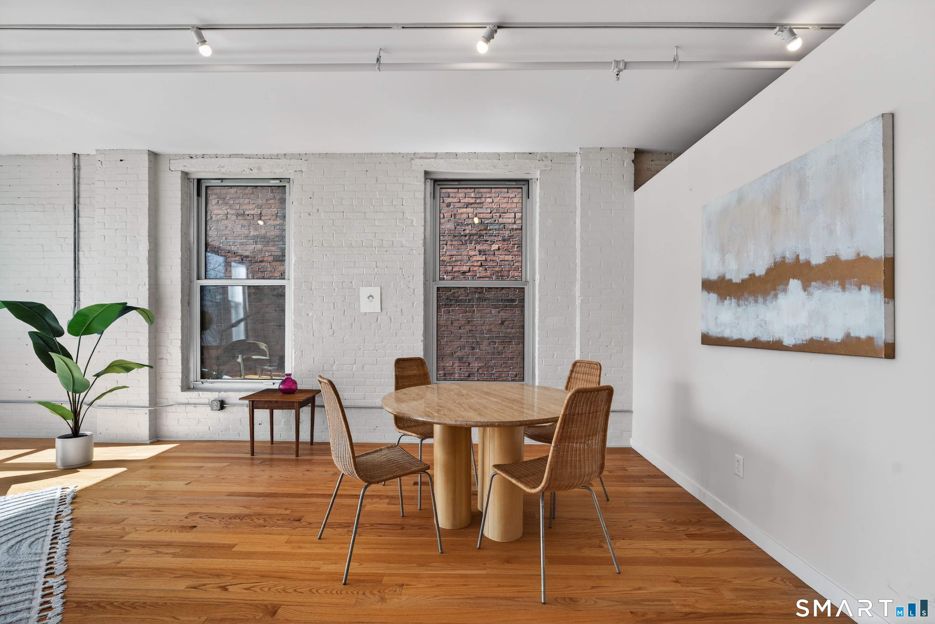 817 Grand Avenue New Haven CT 06511