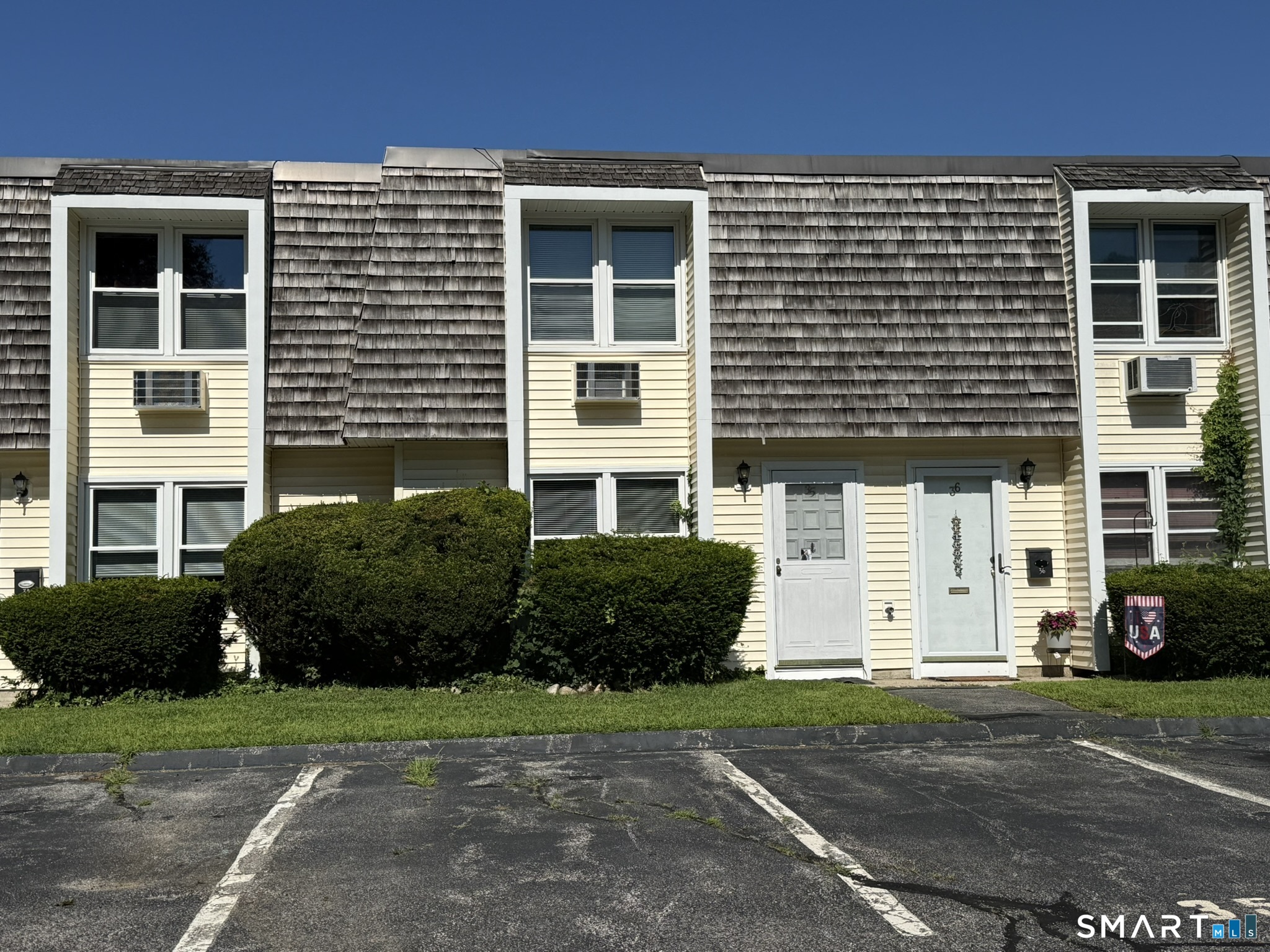 127 Black Point Road East Lyme CT 06357