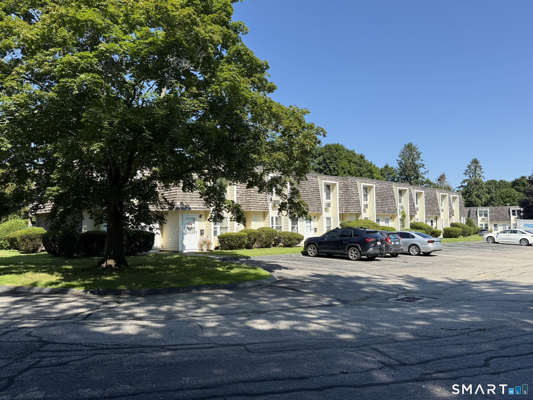 127 Black Point Road East Lyme CT 06357
