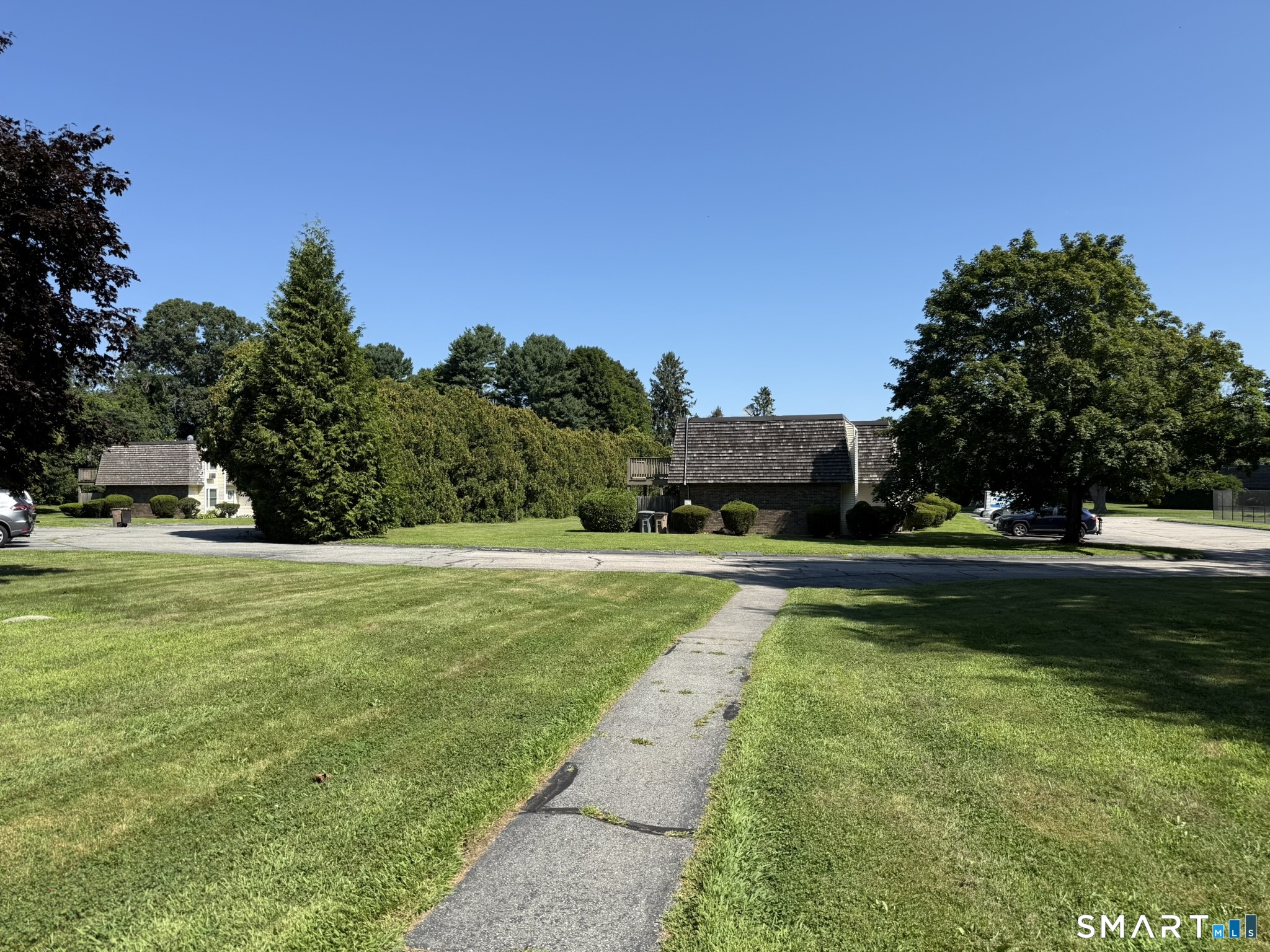 127 Black Point Road East Lyme CT 06357