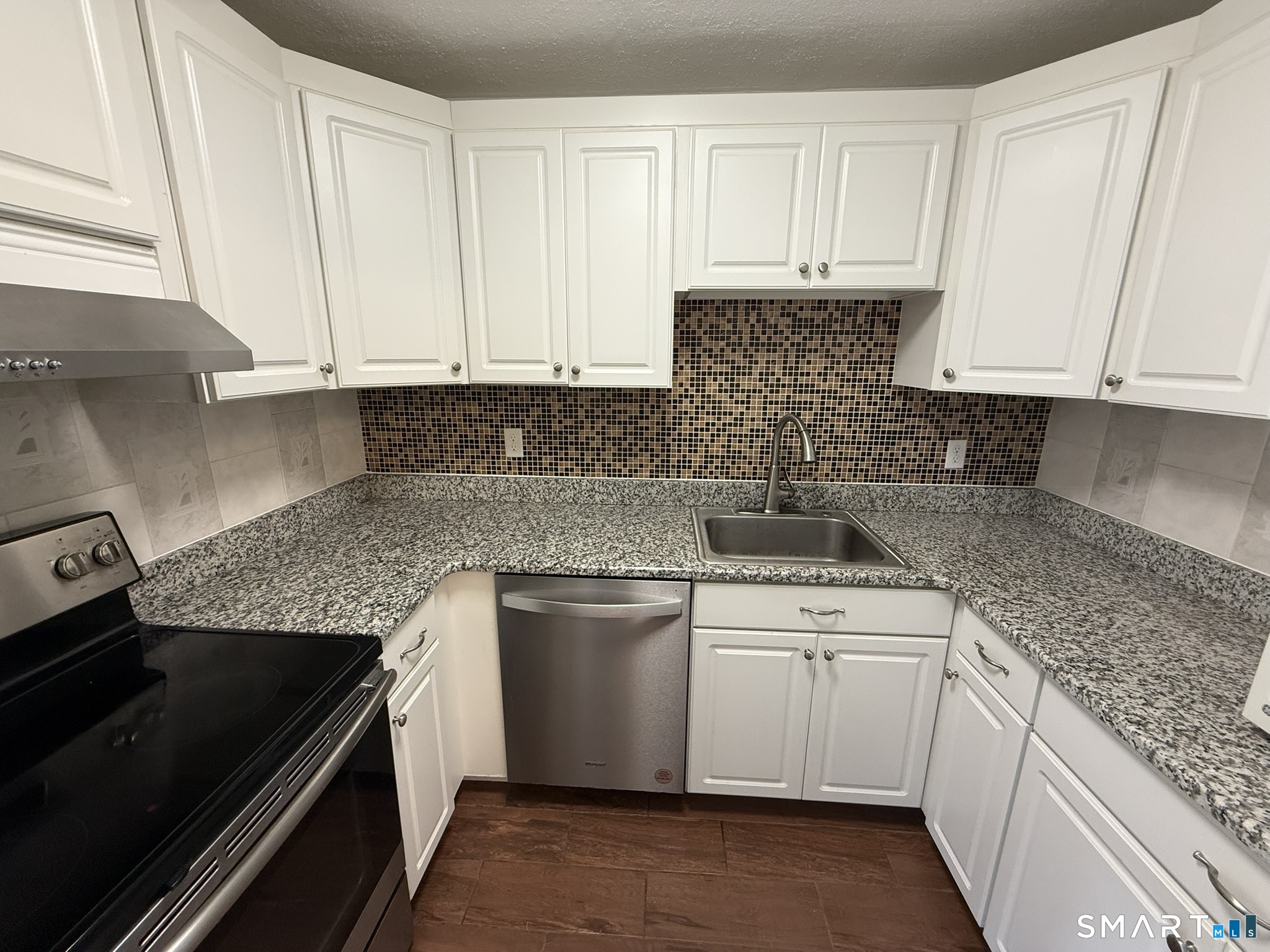 127 Black Point Road East Lyme CT 06357