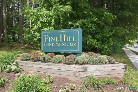 14 Wiggins Farm Drive Simsbury CT 06070