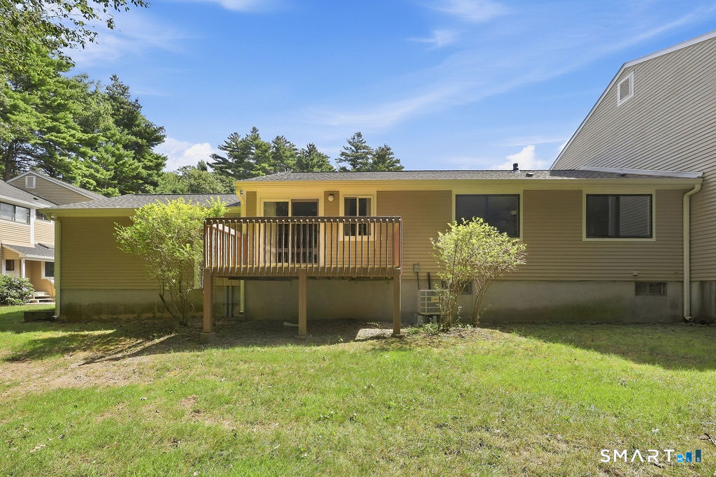 14 Wiggins Farm Drive Simsbury CT 06070