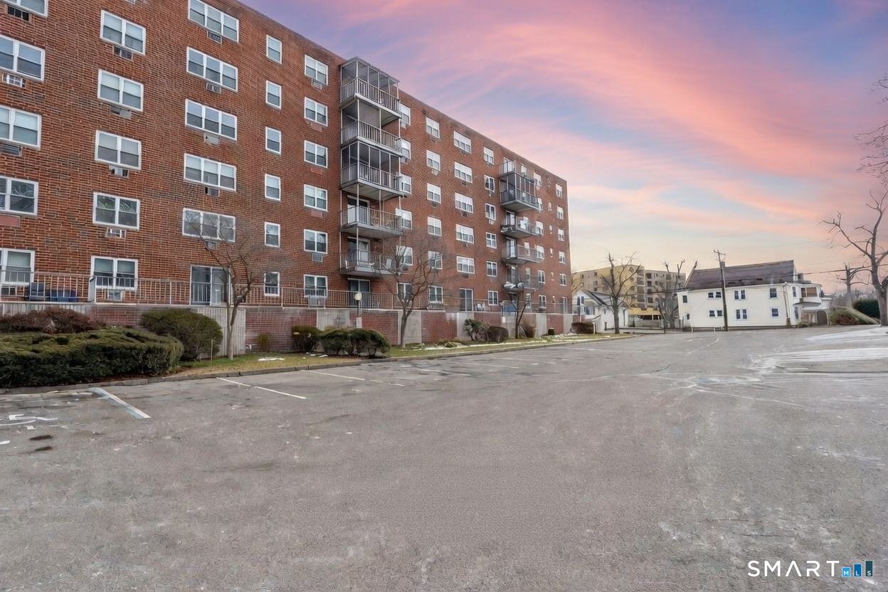 27 Northill Street Stamford CT 06907