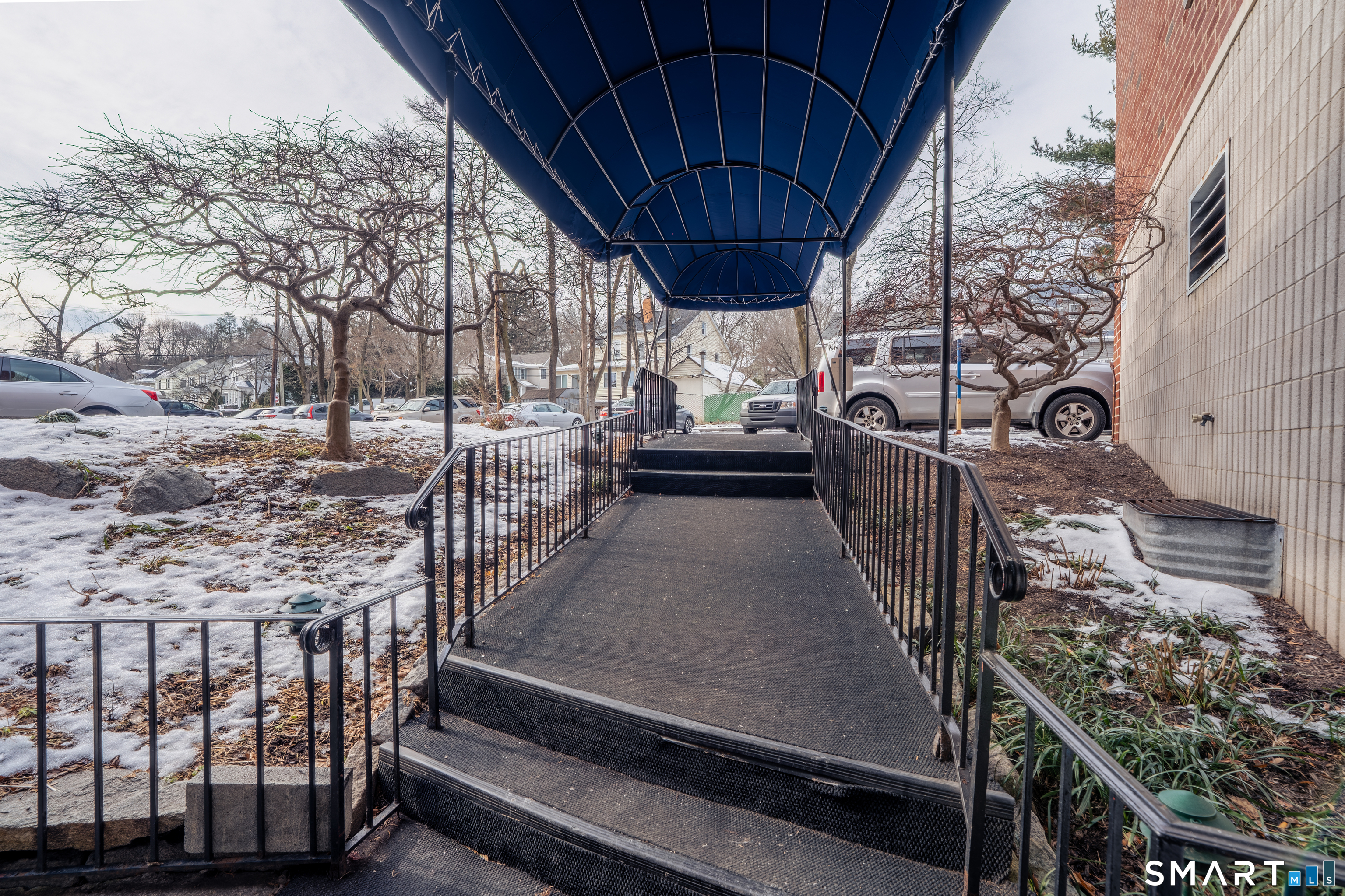 27 Northill Street Stamford CT 06907