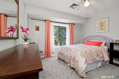 213 West Town Street Norwich CT 06360