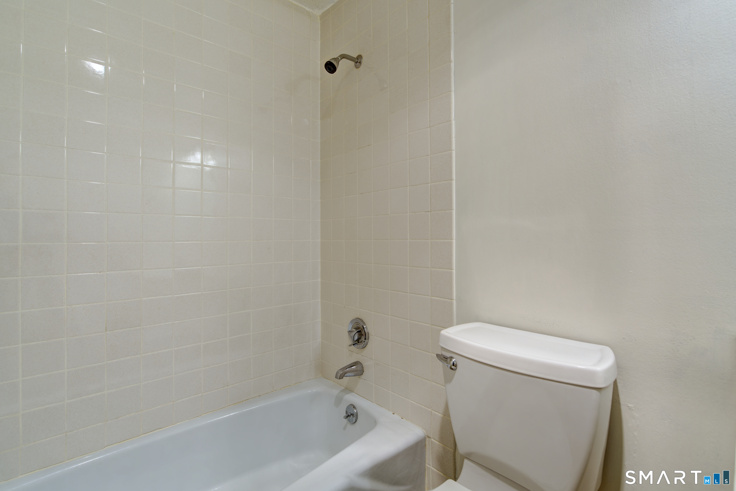 272 Hollister West Way Glastonbury CT 06033