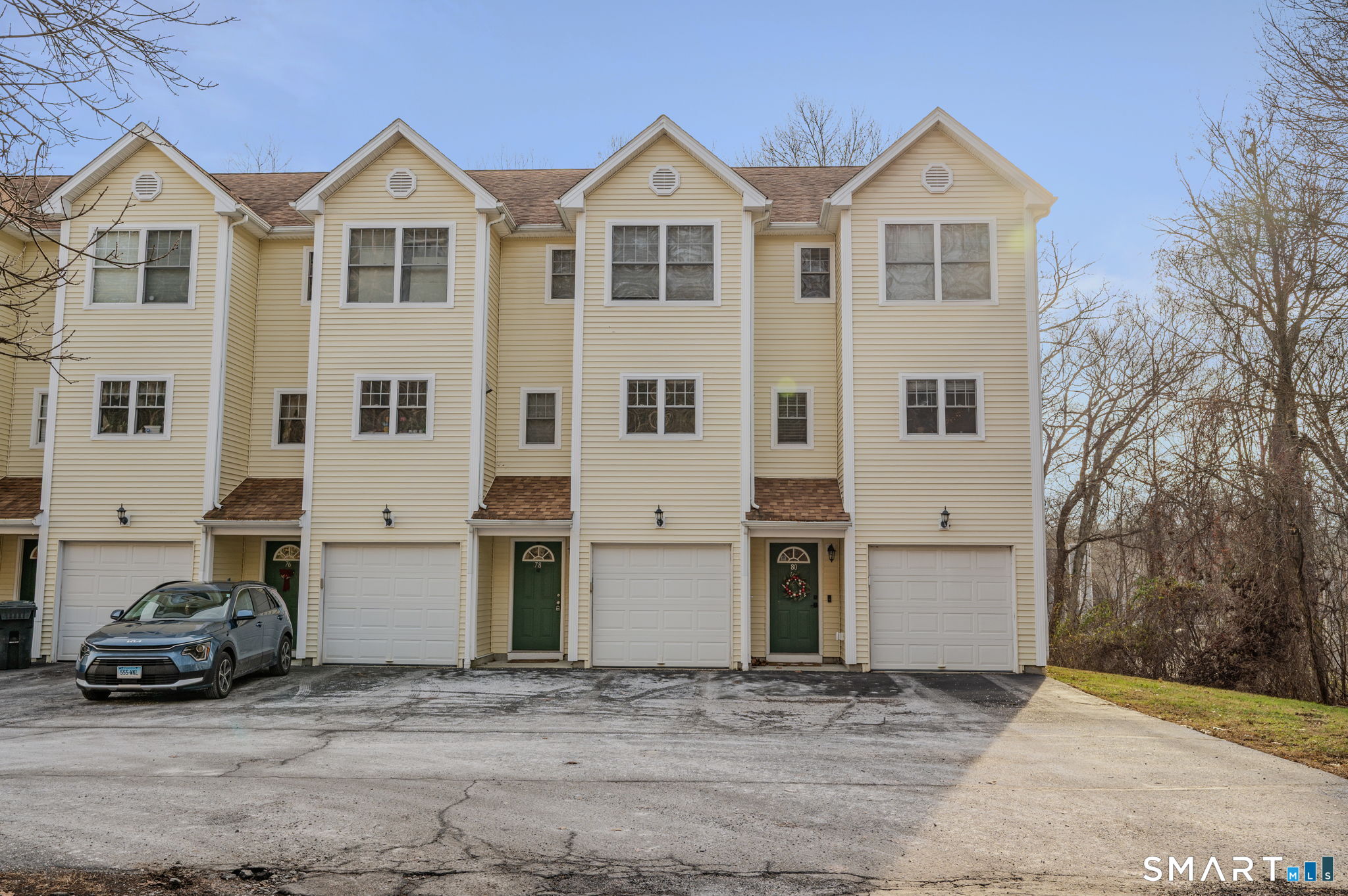 527 West Thames Street Norwich CT 06360