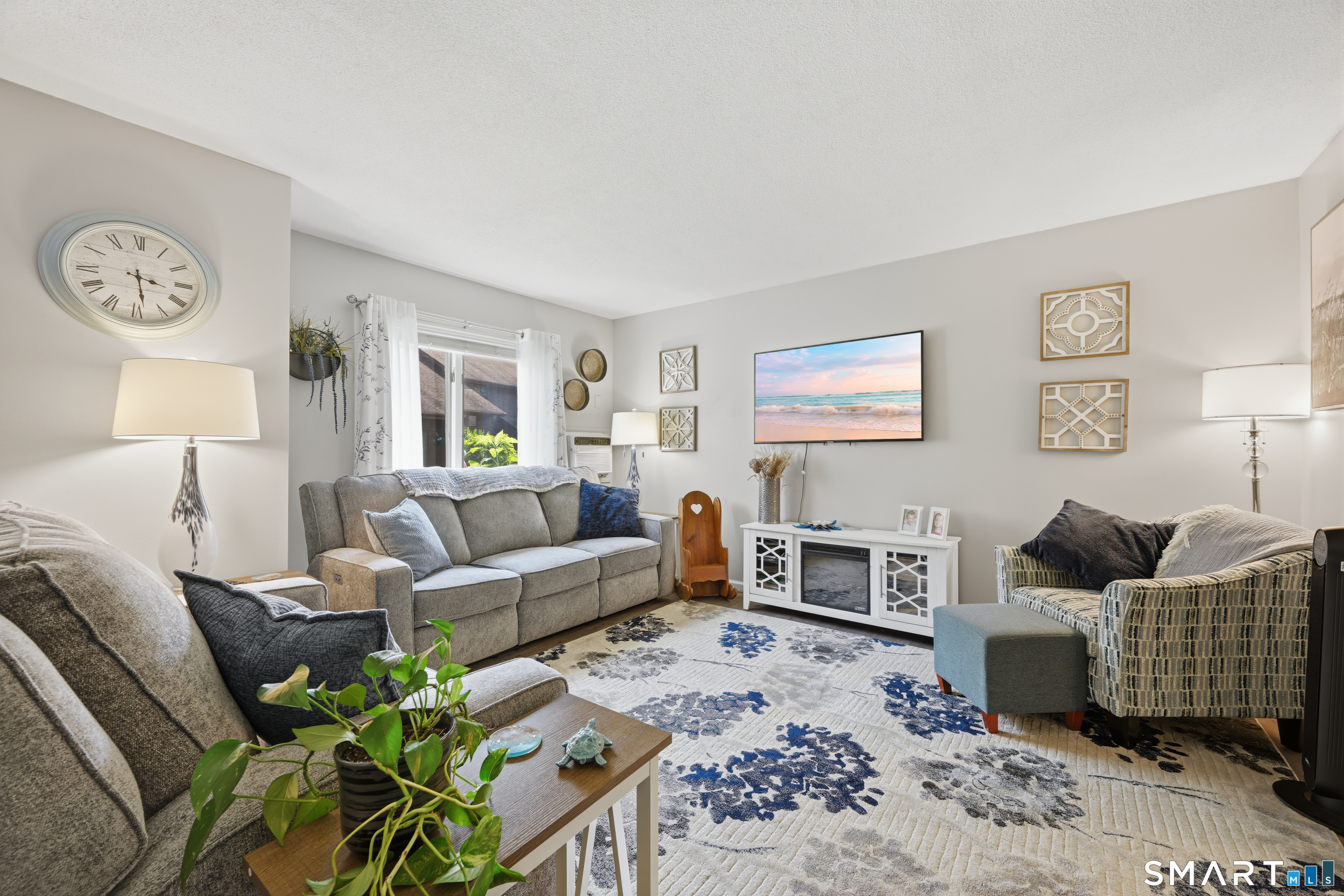 348 Boston Post Road Waterford CT 06385