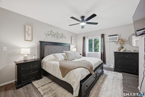 348 Boston Post Road Waterford CT 06385
