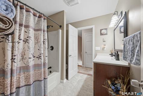 348 Boston Post Road Waterford CT 06385