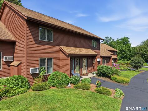 348 Boston Post Road Waterford CT 06385