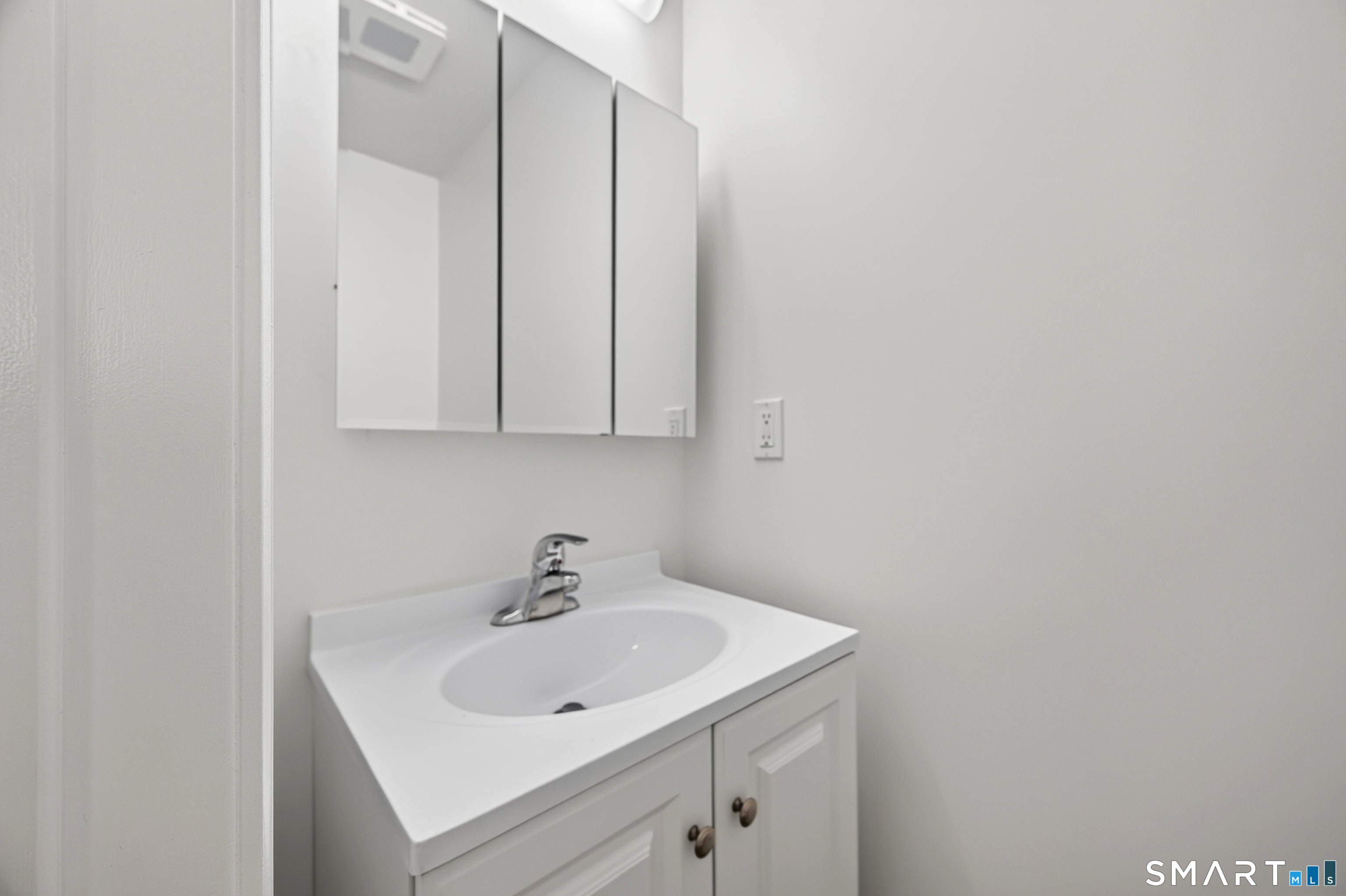 1081 New Haven Road Naugatuck CT 06770