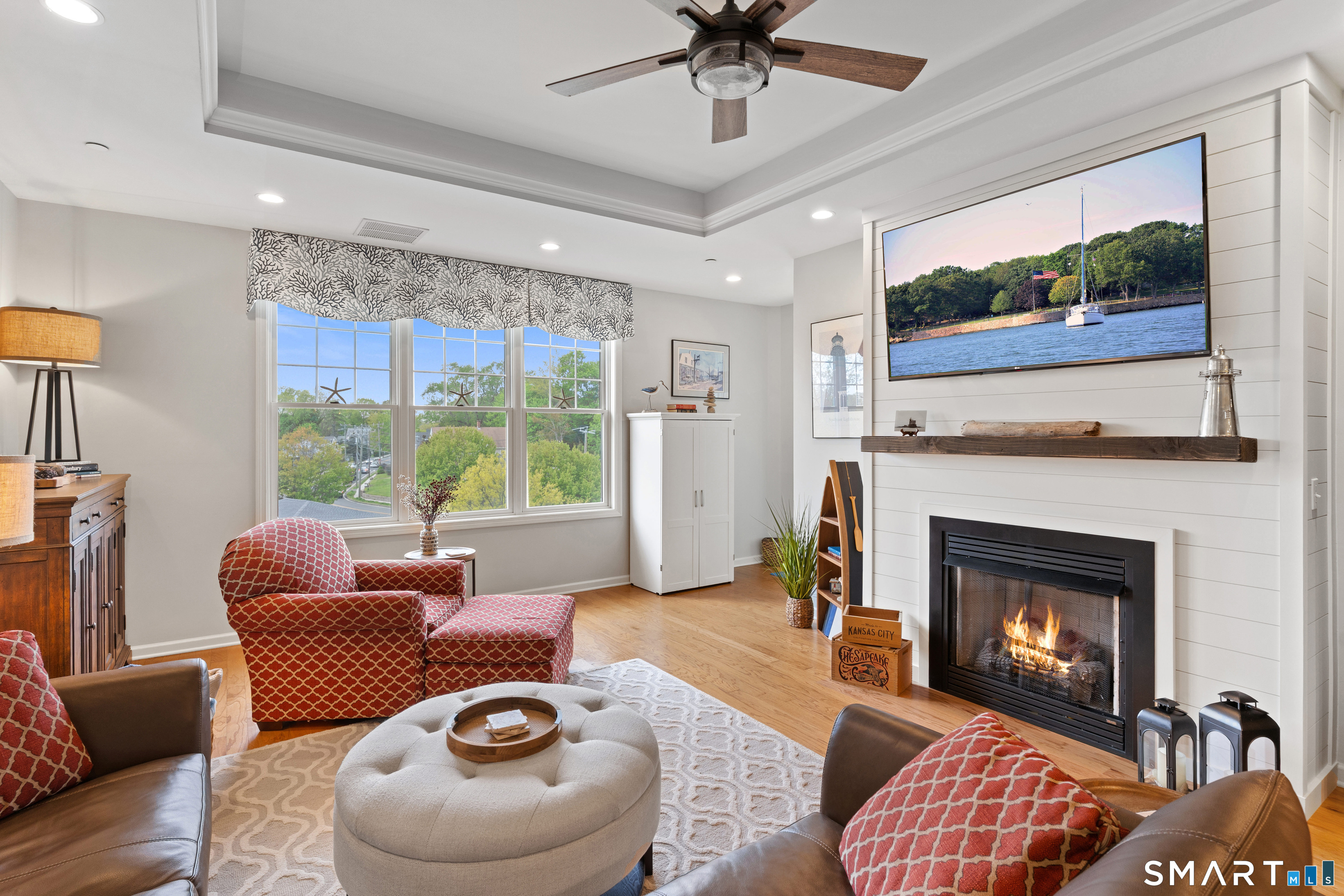 60 Maple Street Branford CT 06405