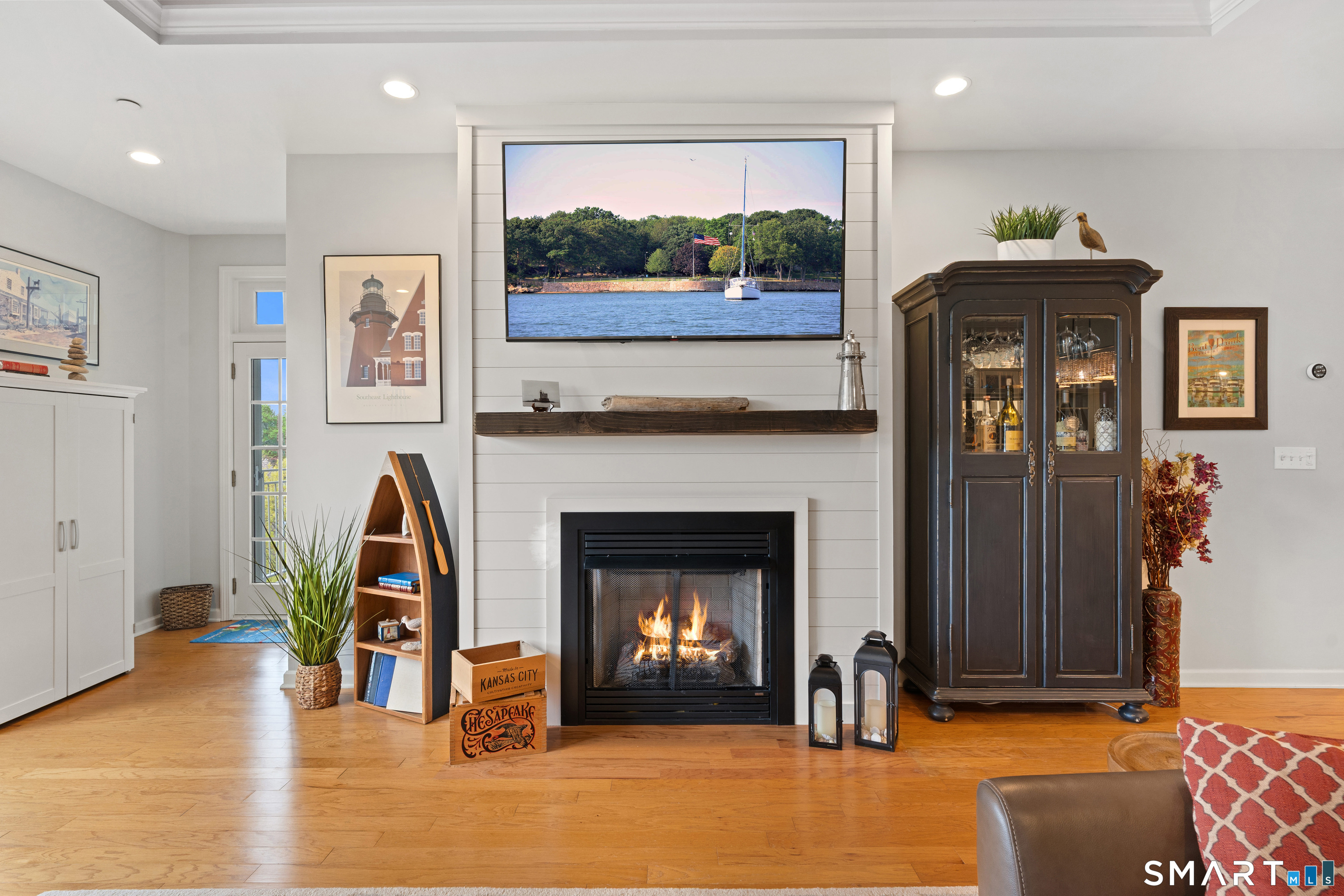 60 Maple Street Branford CT 06405